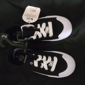 NWT Boys sneakers